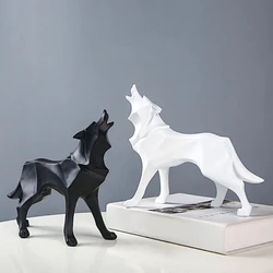 Modern Abstract Wolf Figurine - Geometric Animal Statue for Home or Office Resin Wolf Sculpture Handicraft