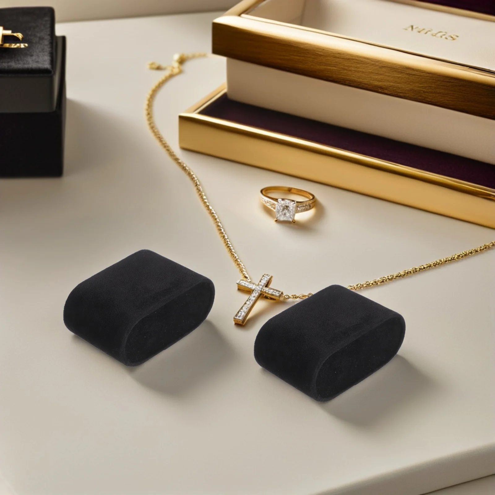 

12 шт. маленьких подушечек для часов в коробке, элегантные подставки для демонстрации ювелирных изделий, для браслетов, манжет, организации коллекции, розничная продажа