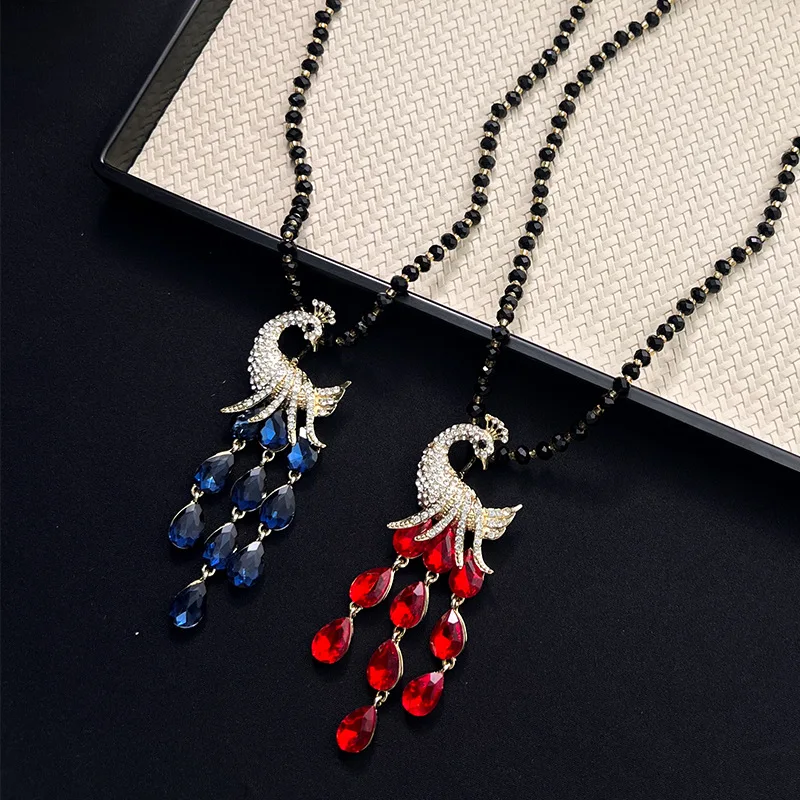 

Autumn and winter versatile diamond-inlaid peacock necklace for ladies vintage long sleeve crystal sweater chain pendant