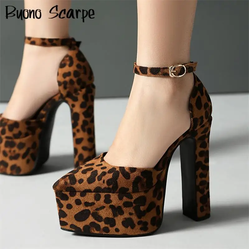 

Леопардовые замшевые туфли с острым носком на толстой подошве и платформе, женские туфли-лодочки на массивном каблуке с пряжкой и ремешком, новая модная пикантная обувь для вечеринок в стиле вестерн