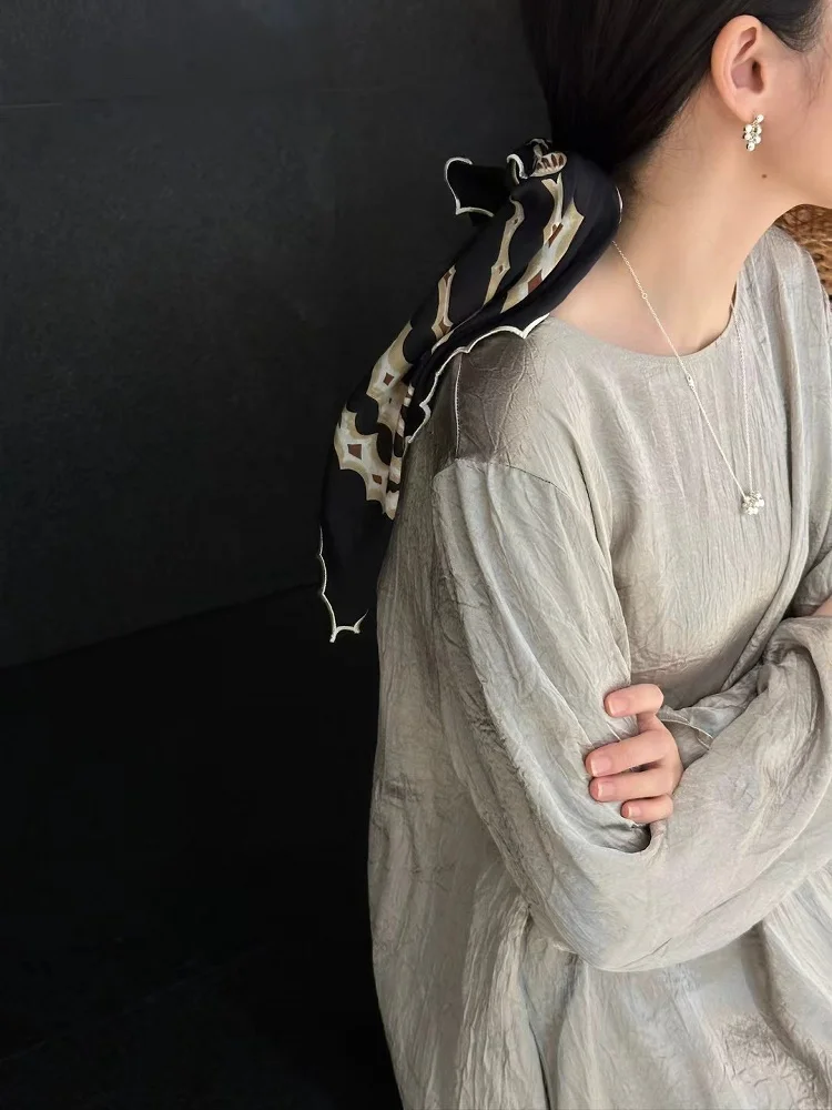 Echarpe-carree-retro-elegante-en-soie-et-coton-imprimee-foulard-ceinture-multifonctionnelle-a-motif-geometrique-accessoire-pour-femme