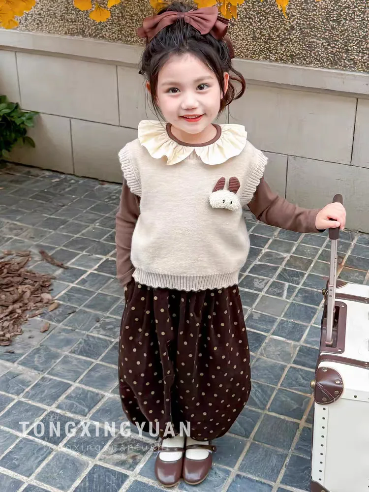 

Новинка осени 2023, комплект из трех предметов для девочек, Детский комплект из брюк с цветами в Корейском стиле, небольшой цветочный набор из толпы