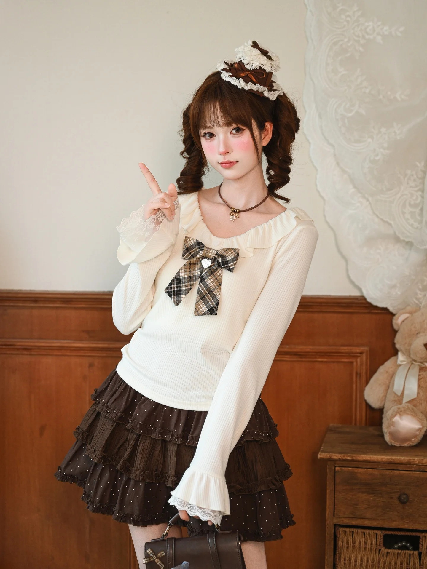 Sweet Style Long Sleeve T-Shirt Women's Slim Fit  Knot Collar Leaf Pattern Base Layer Top for Autumn Season