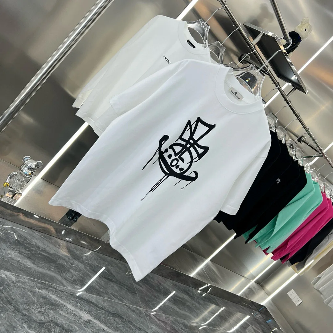 25 عاما من الاتجاه العلامة التجارية الموضة الراقية شعار زحل مطبوعة بسيطة مستديرة الرقبة الرجال والنساء تي شيرت قصيرة الأكمام