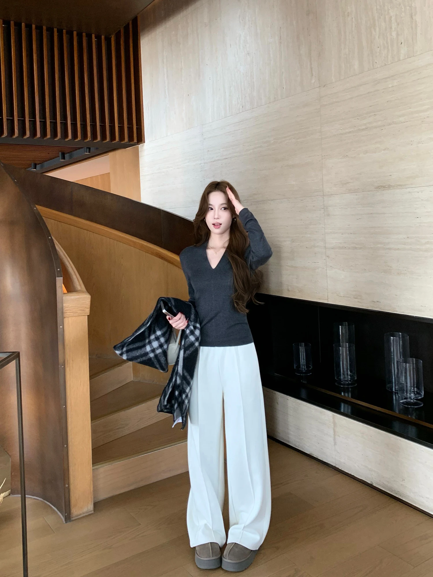 

Удобные вязаные повседневные спортивные брюки для женщин: мягкие, широкие, прямого кроя, длинные, из струящейся ткани, модные, весенние