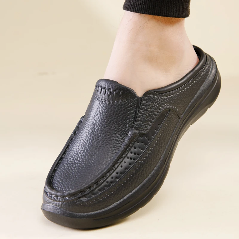 Men\'s shoes spring and summer new breathable waterproof non slip oil resistant soft soles fashion casual chef shoes driving shoe