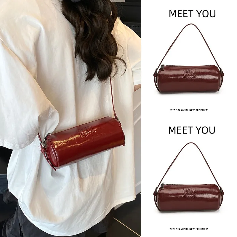 

High-end sense of light luxury niche retro cylindrical bag small bag female 2025 underarm bag red messenger mobile phone bag