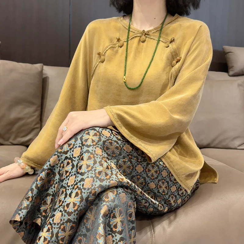 

Retro Disc Button Women's 2025 Autumn New Style Spliced Round Neck Button Fashion Solid Color Foreign Loose Top