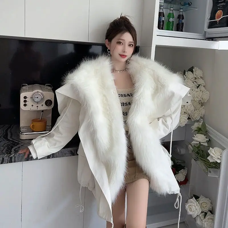 2024 Winter New Cotton Padded Large Fur Jacket with Thickened and Loose Fur Warm Big Pocket Snow Parka Women Winter Outerwear