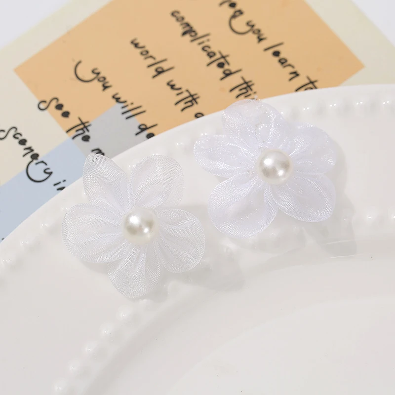 100 pçs fio de pérola flor apliques diy roupas de noiva decoração artesanato flores falsas com remendos de pérola artificial suprimentos de costura