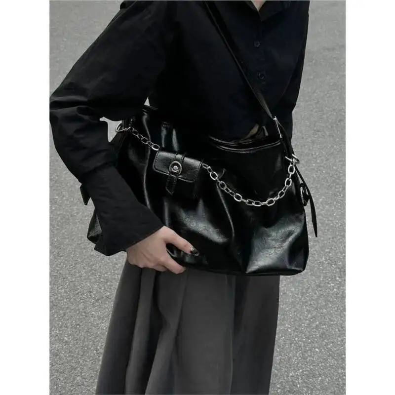 Bloom Black Vintage Underarm Women Haruku Chain Decorative Shoulder With Headphone Large Capacity Tote Bag Y2k