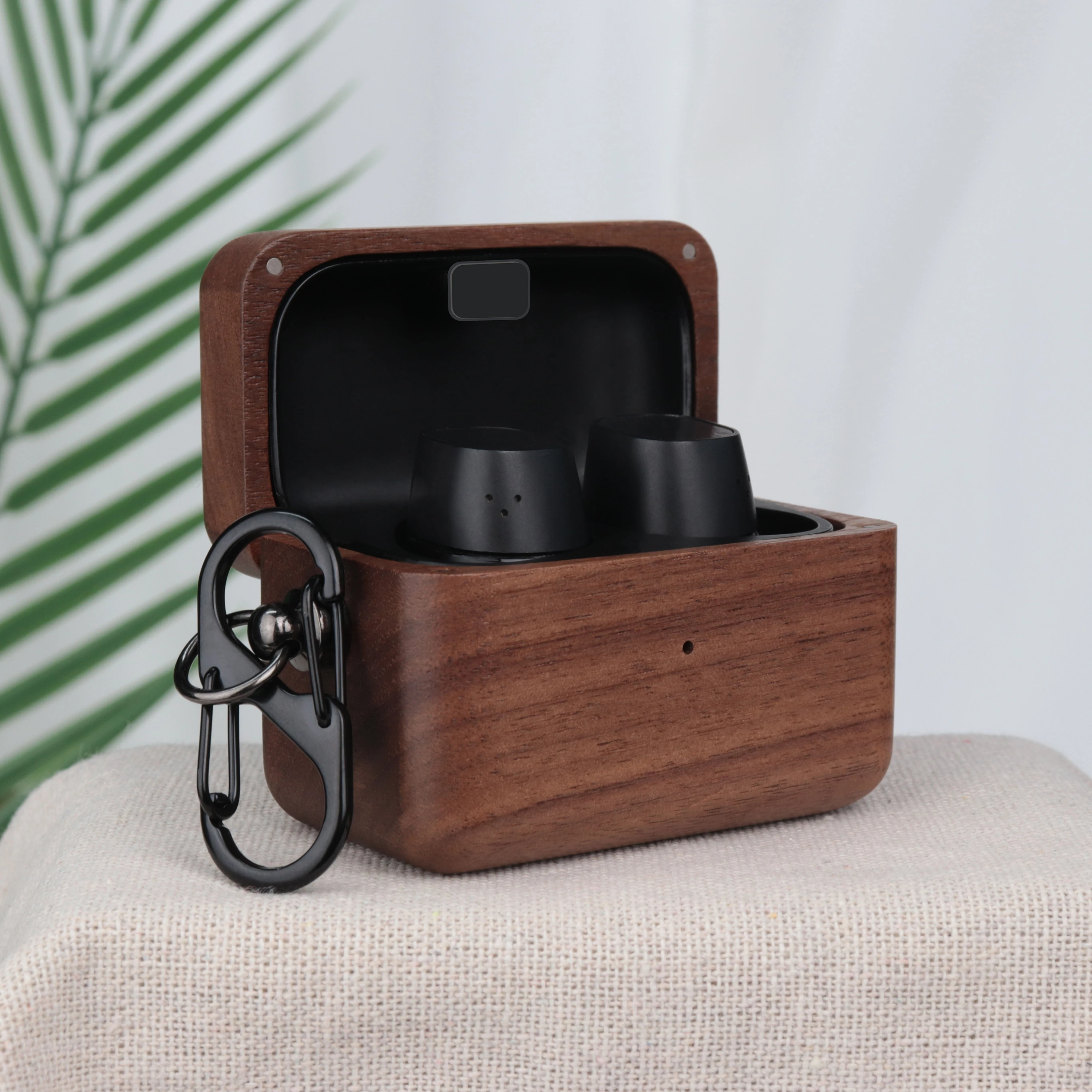 

Earphone Case for Sennheiser CX-PLUS,North American Walnut Protective Case,Headphone Case with HighQuality Metals Keychain