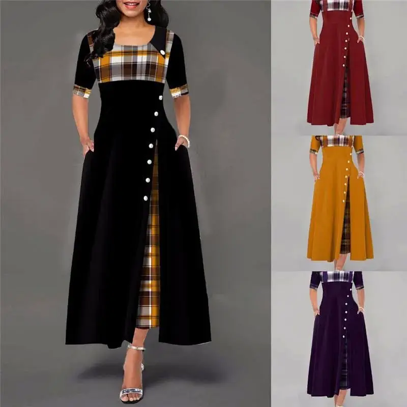 Vestido Maxi F Estampado Xadrez com Detalhe de Botões, Manga Curta, Saia Evasê, Decote U, Três Veios, Coleção Outono, ...