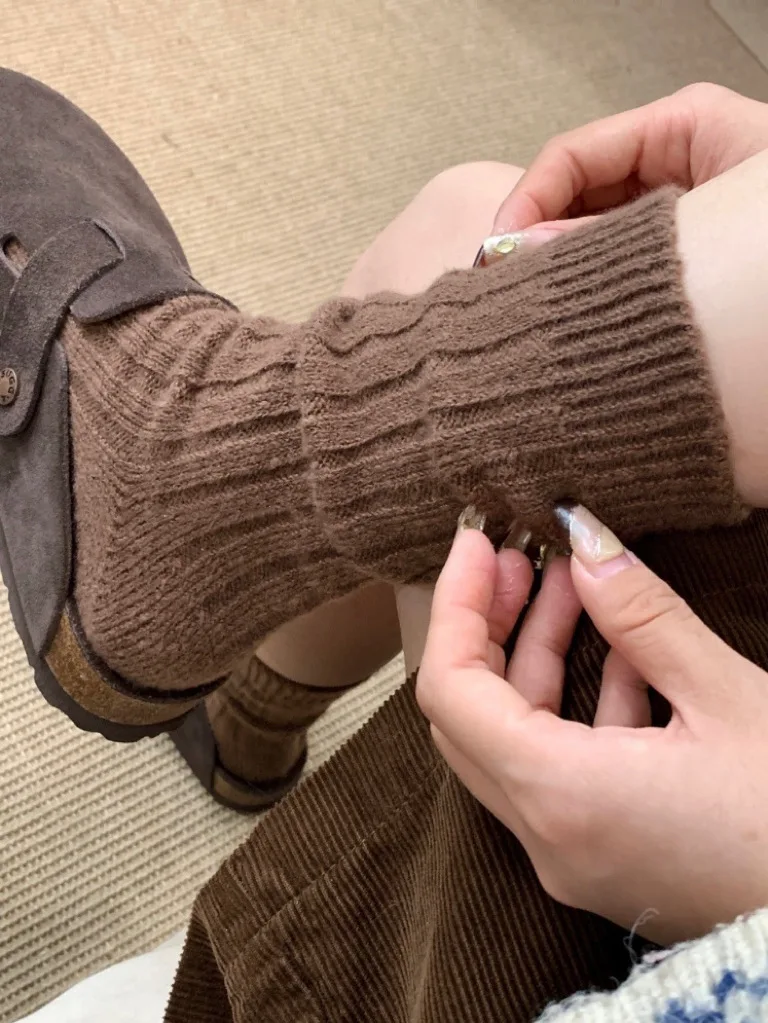 Neue Winter Kaschmir Wolle Frauen Socken Casual Japanische Mode Einfarbig Dicker Lange Socke Mädchen Thermische Warme Crew Socke – Detail 10