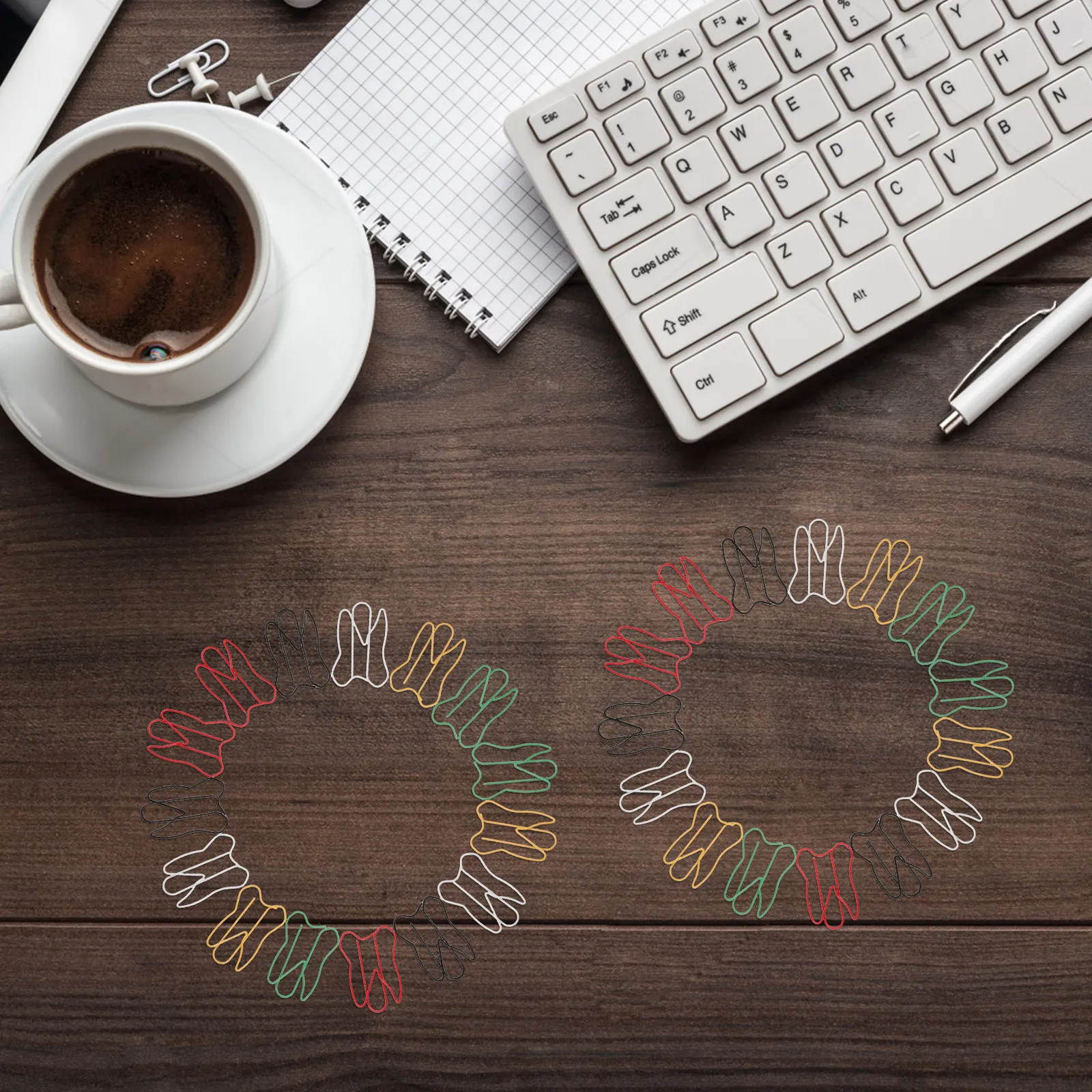 

100 шт. цветных скрепок для бумаги с ярким зубчатым дизайном, металлические зажимы для эффективной сортировки файлов, портативные канцелярские принадлежности для офиса и школы