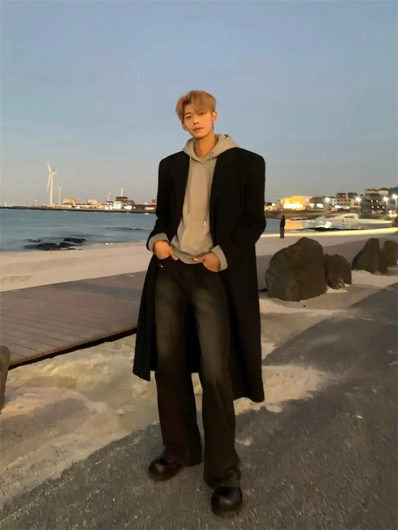 

Wool Blend High Quality Coat Mans Semi-Zipper Half-Fastened Partially-Closed Incompletely-Secured Fractionally-Locked Beautiful