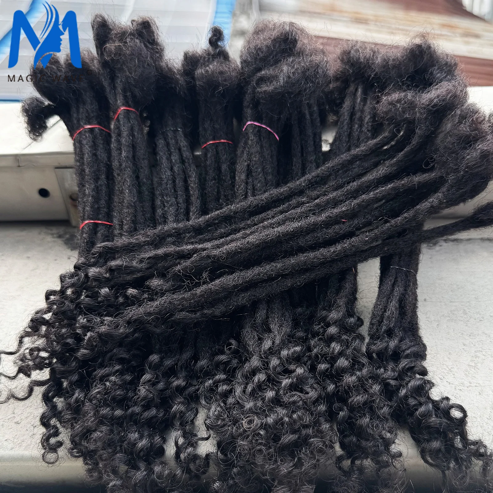 

8-14 дюймов Locs Наращивание дредов Человеческие волосы с вьющимися концами 100% Перманентное наращивание волос Huamn Loc Можно покрасить Отбелен