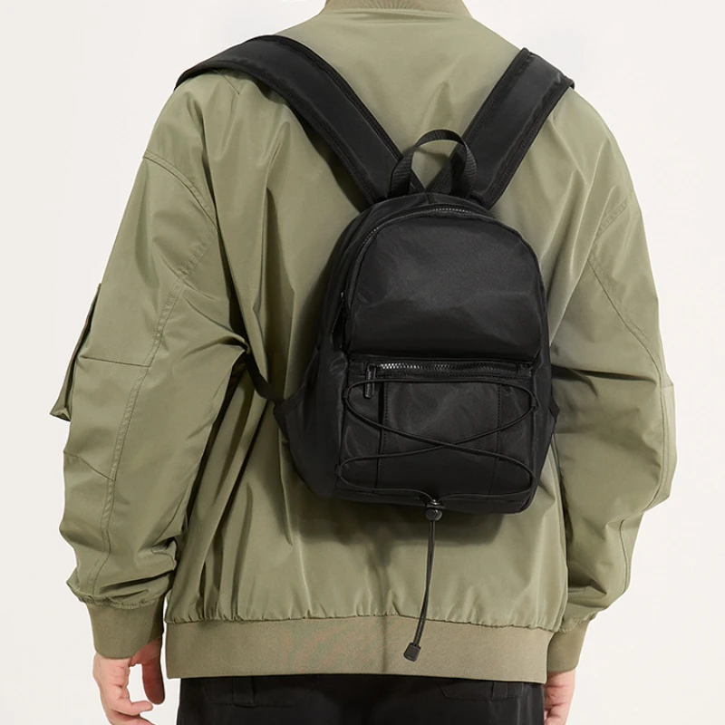 

Мужской рюкзак, модный маленький мужской школьный рюкзак на плечо, дорожные рюкзаки, мини-мужской рюкзак 2026, спортивный черный рюкзак на открытом воздухе