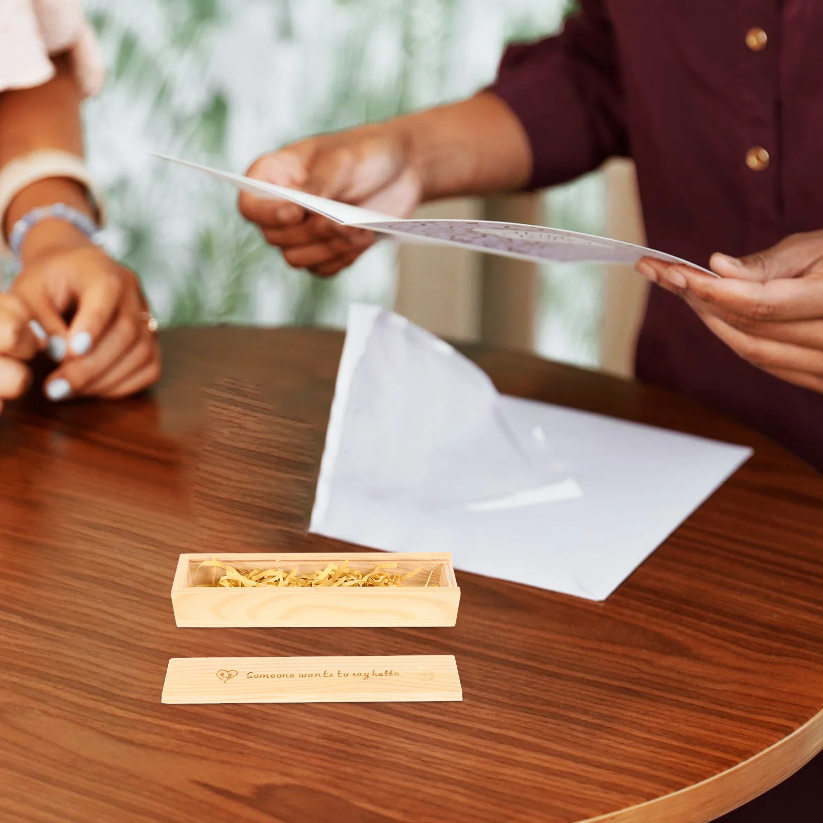

Wooden Pregnancy Test Box with Lid Footprint Carving Keepsake Container for Baby First Positive Test Memory Female Pregnancy