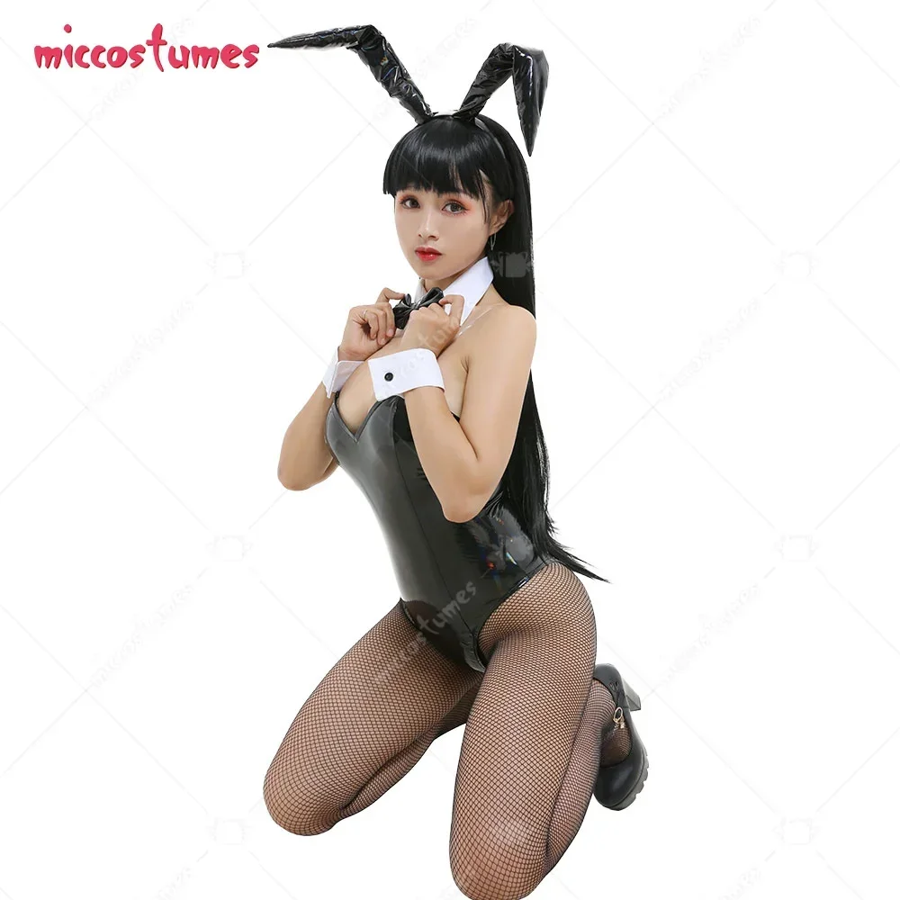 بدلة نسائية مثيرة وجذابة على الطراز الياباني على شكل أرنب أسود قطعة واحدة بدلة أرنب بدون ظهر مع غطاء للرأس