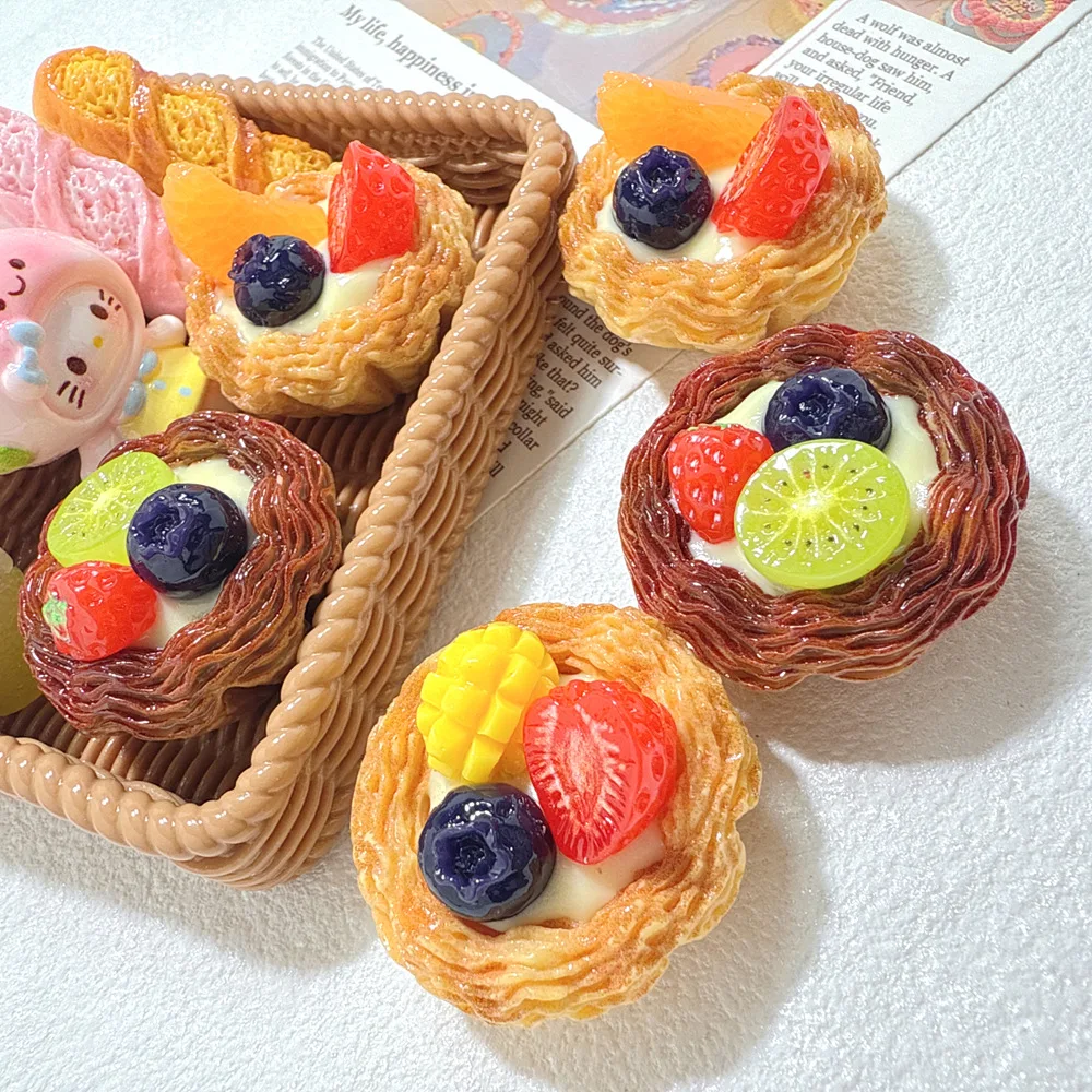 3/30pcs Dollhouse Miniature Resin Decor Decoration Strawberries Egg Tart with Raspberry Banana Bread Doll Accessories