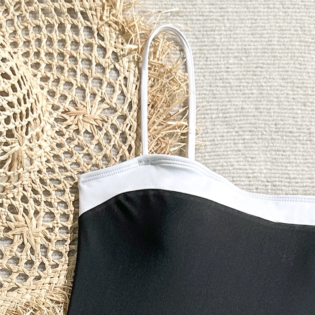 Rüschenbesetzter, einteiliger Badeanzug mit Raffungen, Damen-Badebekleidung, Monokini, hoher Beinausschnitt, gepolsterter Badeanzug, Badebekleidung, Modell V7414. – Detail 9