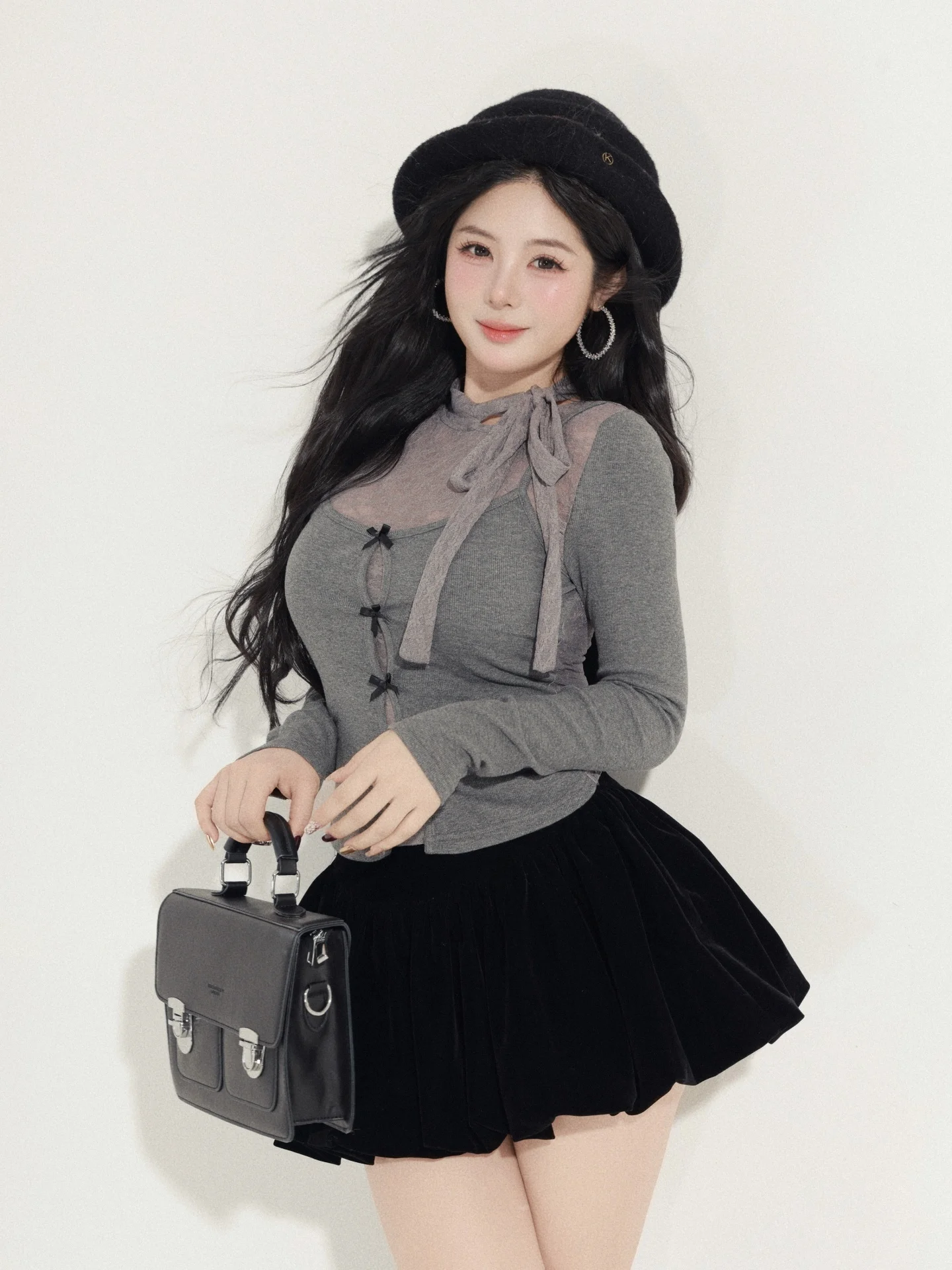 

Женская облегающая базовая футболка-боди с эффектом двухслойности, модель Cute Face Hero Deconstructed Tnt Pure Desire Sle Long Sve