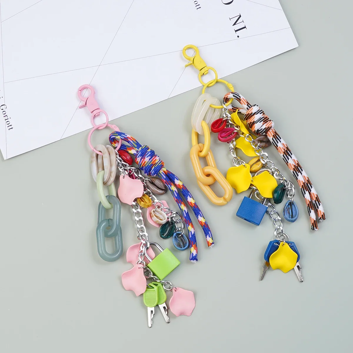 Handmade Acrylic Ring and Lock Shape Bag Accessories key Chain for Women New Stylish DIY Phone Case Charms and Purse Decorations