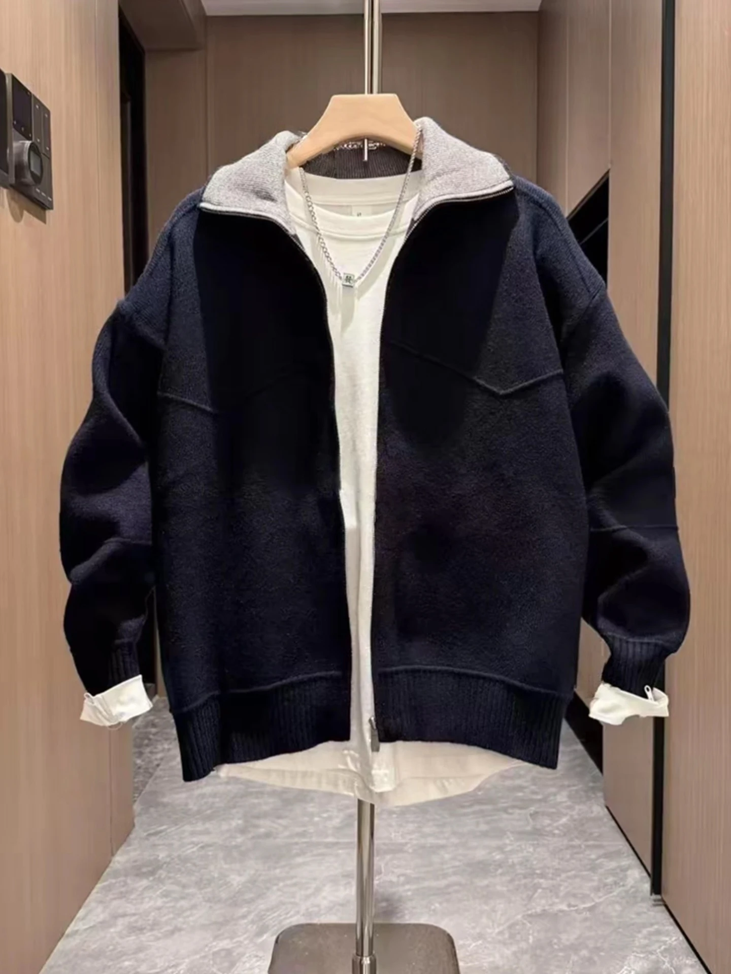 

Повседневный вязаный мужской свитер на весну-осень, модный кардиган с воротником в стиле пэчворк, верхняя одежда из мягкого полиэфирного волокна, с длинными рукавами