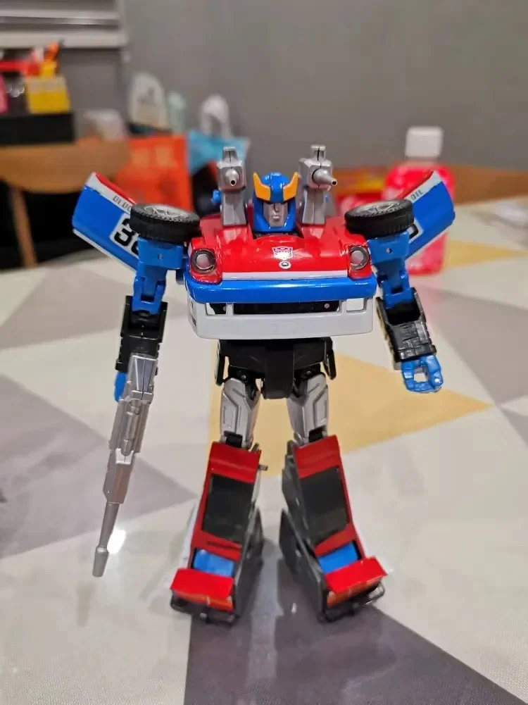 ในสต็อกของเล่น Transformation MP19 Smokescreen MP-19 รถรุ่น KO Action Figures Collection รูปอะนิเมะเคลื่อนย้ายตุ๊กตา