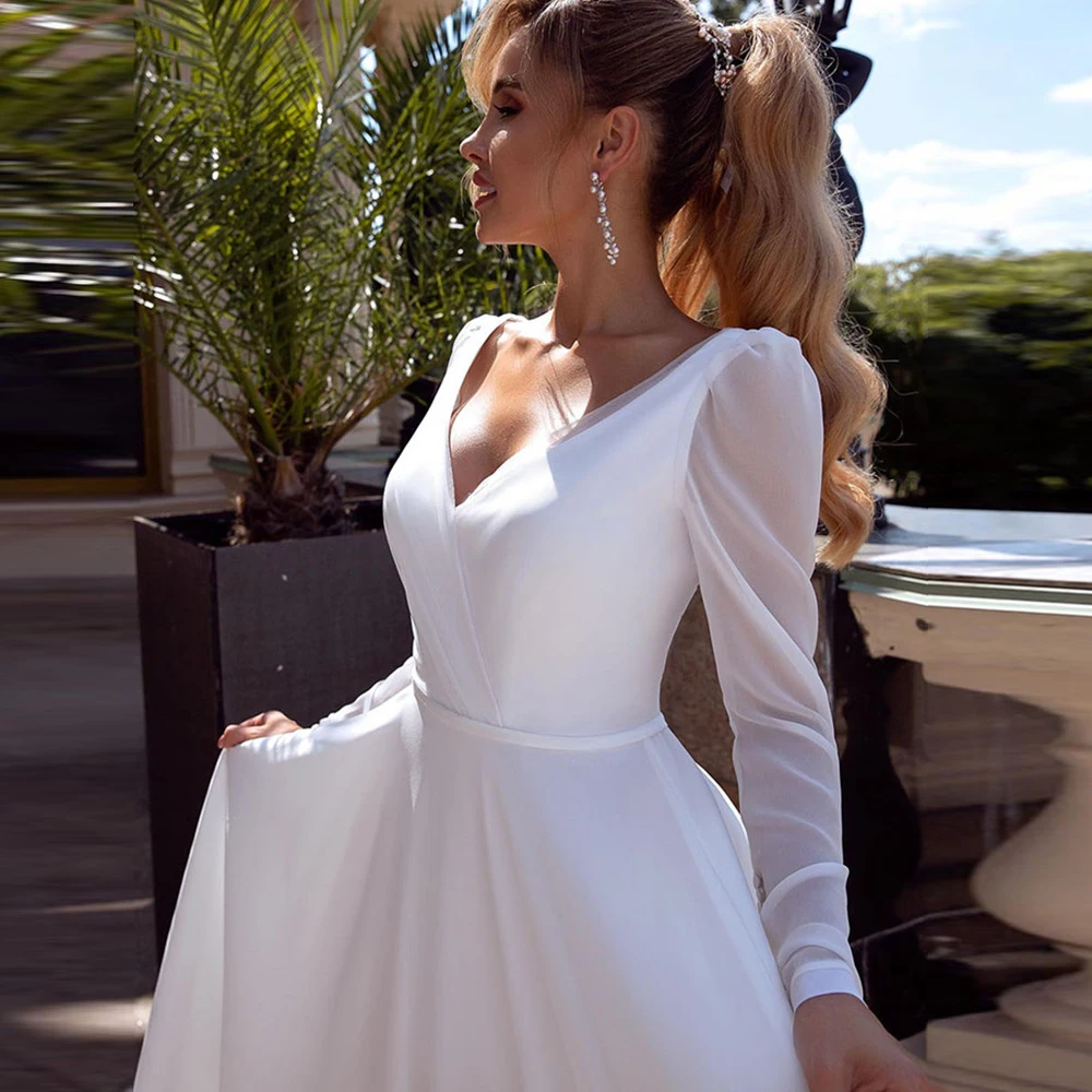 Elegant A-Line Sexy Beach V-Neck Wedding Dresses Long Sleeves 2022 Backless Bohemian Court Train Soft Satin New Style For Summer