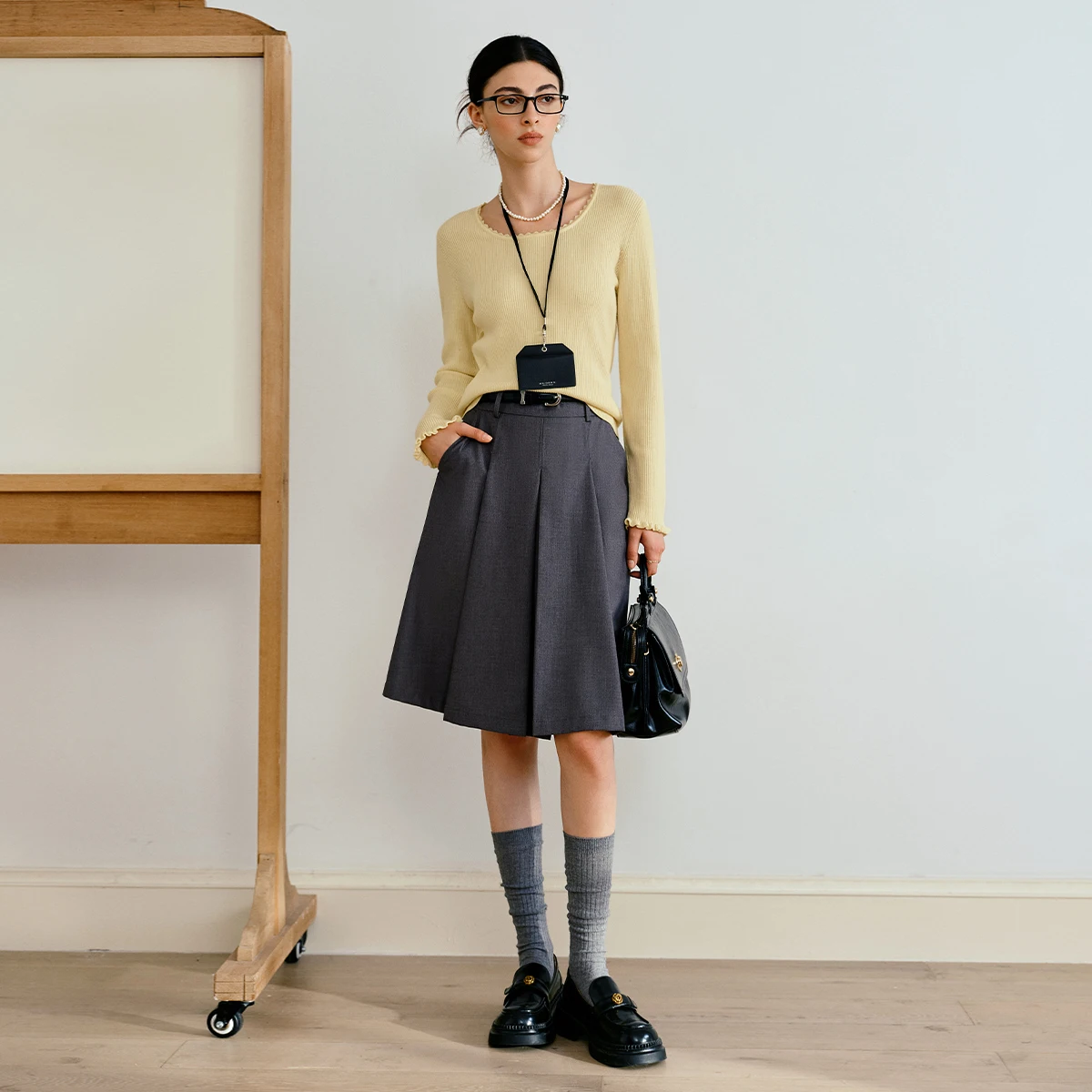 

OLrain Women's Casual Lace sweater Solid O-Neck Knitted Straight Pullover 2025 Autumn New Commute Versatile Tops O57QZ000296