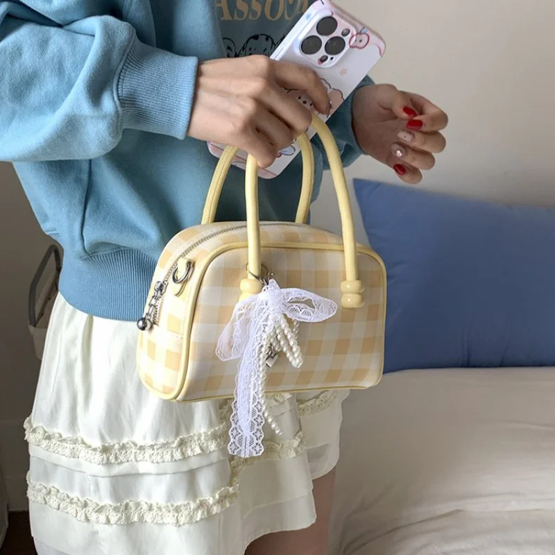 

Vintage Style Knapsack For Ladies In Leather For A Chic And Practical Backpack Alternative