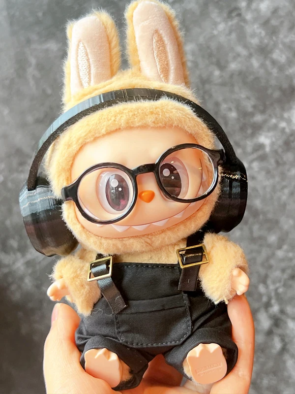 

Labubu Cisas S Claus комплект модная милая вешалка для одежды орнамент Pullip кукольная одежда Plu игрушка кукла наряд без бренда