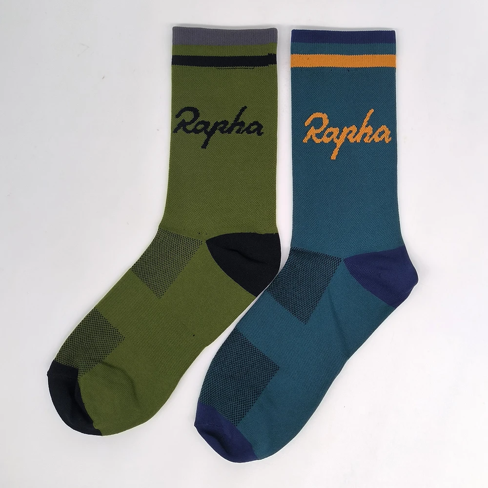 2 pairs of socks in different colors, combined for sports cycling, cycling, basketball, running, hiking, and shock absorption