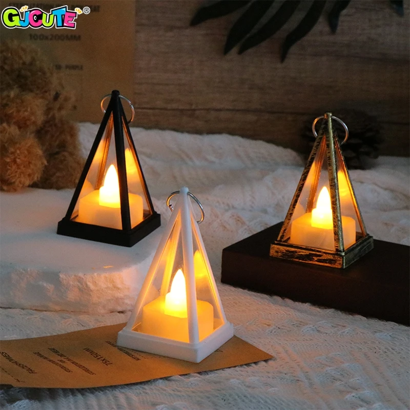 Lampada a candela per casa delle bambole Led Wind Light simulazione europea triangolo Cande Light lampada da notte da tavolo in miniatura modello decorazione giocattolo