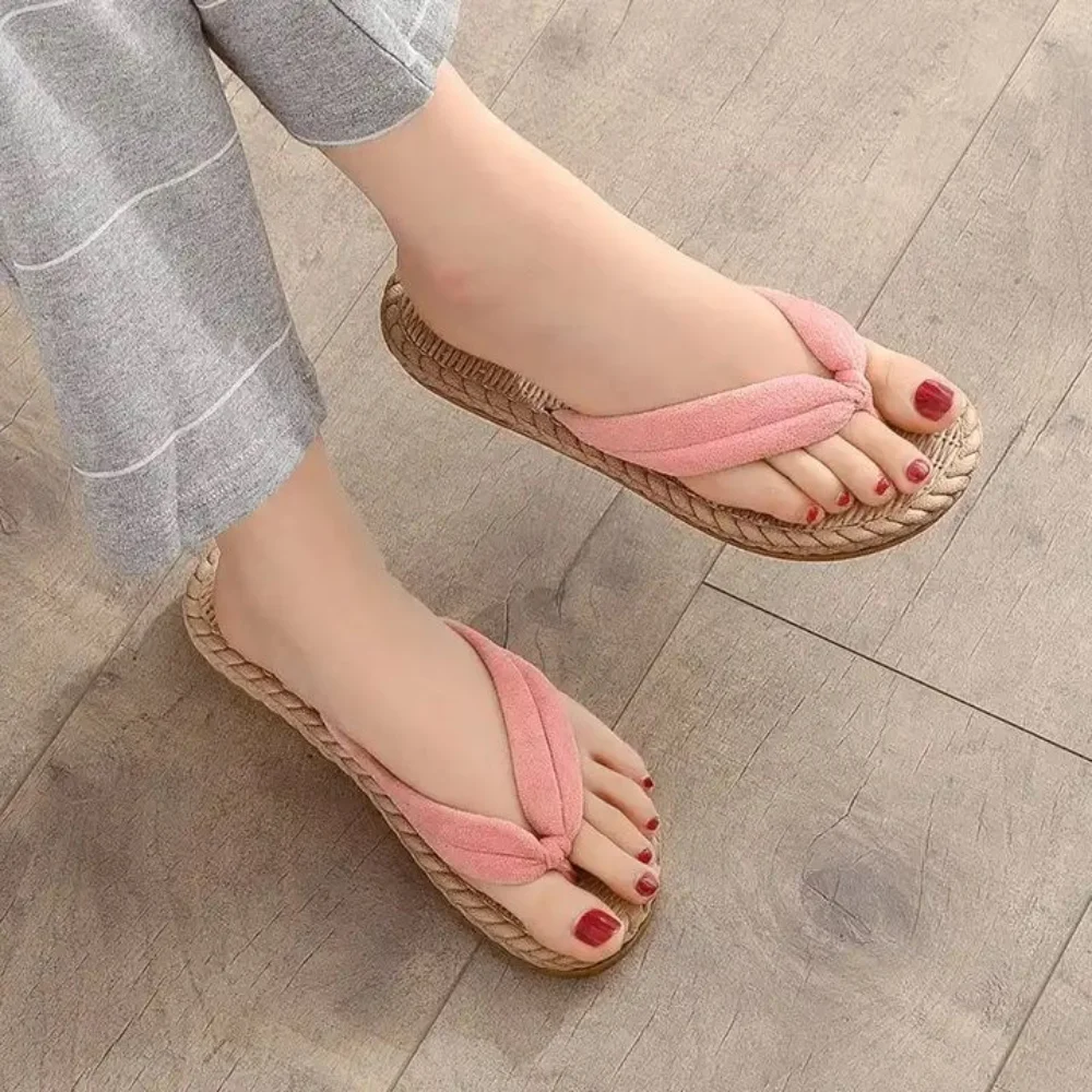 

Casual Soft-soled Anime Cosplay Clogs Non-Slip Flat Flip Flops Sandals Shoes Japanese Style Slippers Anime Expo