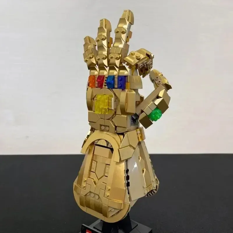 MINISO Marvel Infinity Gauntlet Fit 76191 Building Blocks Thanos guanto guanto con pietre Infinity mattoni giocattoli per regali per ragazzi