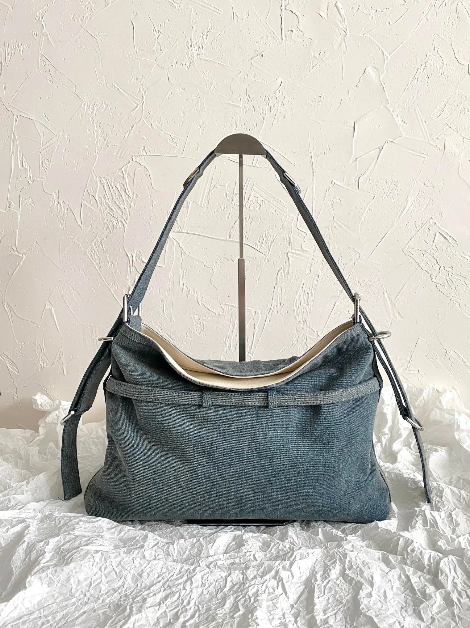 

tote bag for women chiccasual denim blue stylish yet perfect commuting street trips spacious unique must-have female handbag