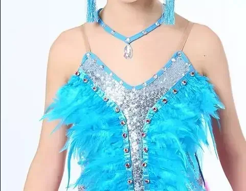 Kinderen Professionele Latin Dans Jurk voor Meisjes Ballroom Danswedstrijd Jurken pailletten veer Nieuwe Latin dansjurk met franjes