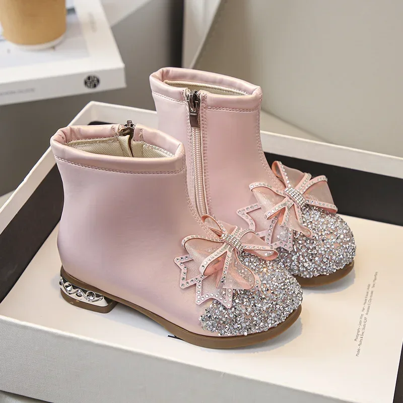 Botas de cuero para niñas, botines individuales informales a la moda de princesa, botines de mariposa con diamantes de imitación de cristal, Otoño e Invierno