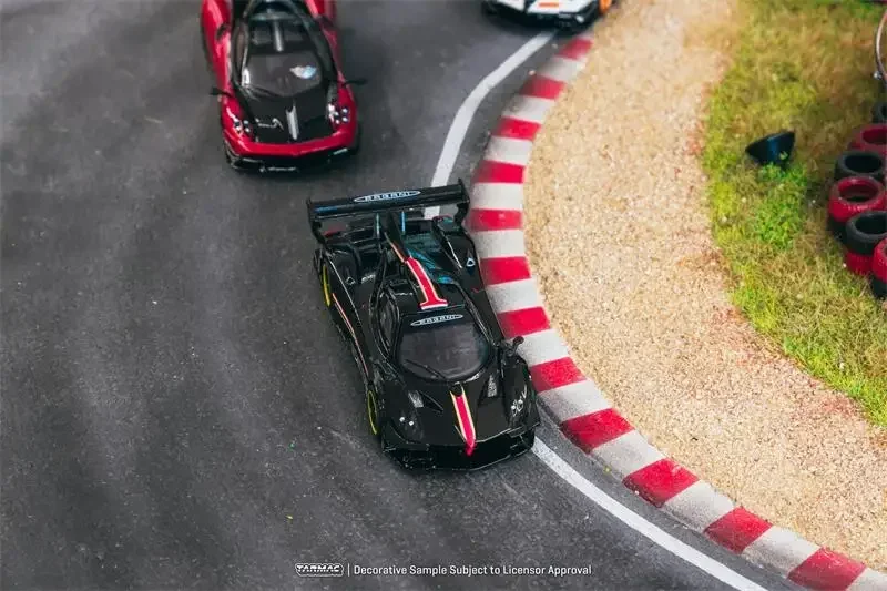 

TW Tarmac Works 1/64 Pagani Zonda Revolución Nero Oro Black Модели автомобилей из сплава