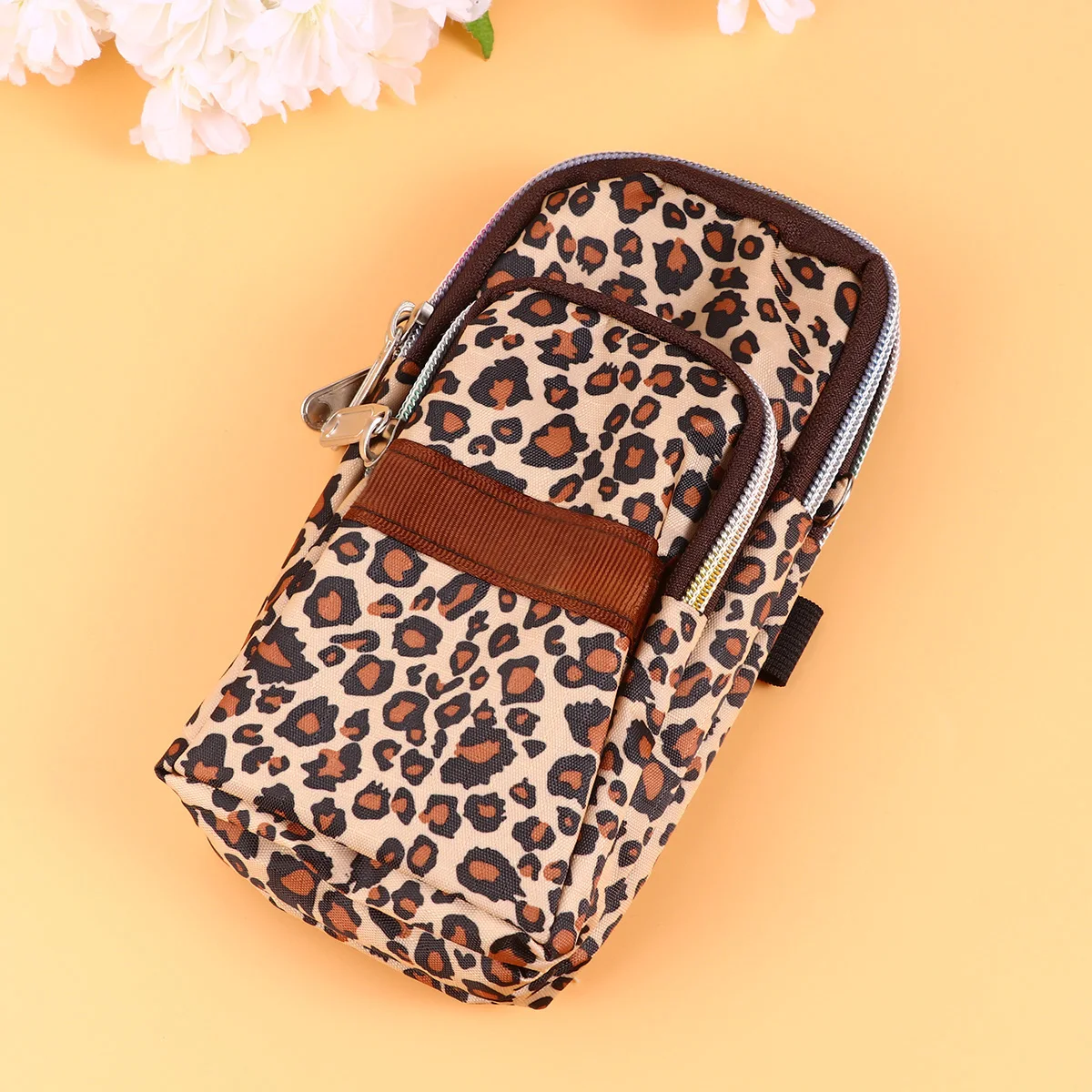 Fashionable Multi-Use Shoulder Crossbody Bag Leopard Design Portable Lightweight Running Arm Pouch for Women Daily Commute