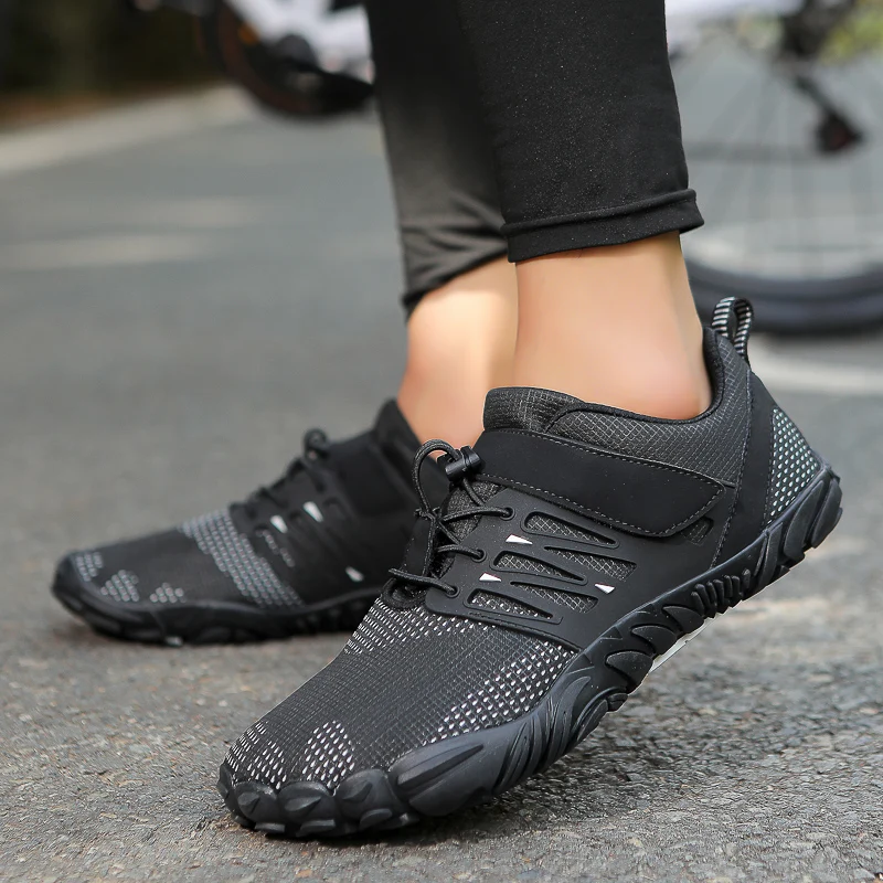 

Outdoor hiking shoes Breathable mesh sandals Waterproof non-slip wear sports women's shoes 2023 Summer