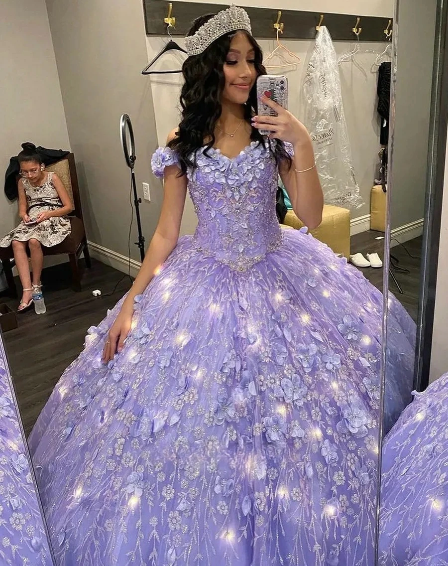 Lavendel Prinses Quinceanera Jurken Baljurk Van De Schouder Bloemenkanten Kralen Sweet 16 Jurken 15 Años Mexicaans