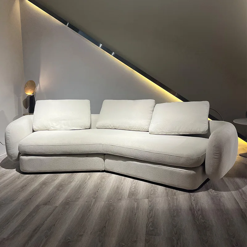 Modernes geschwungenes Ledersofa