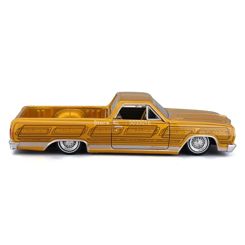 Maisto 1:25 1965 Chevrolet EI Camino Classic car simulation alloy car model crafts decoration collection toy tools gift