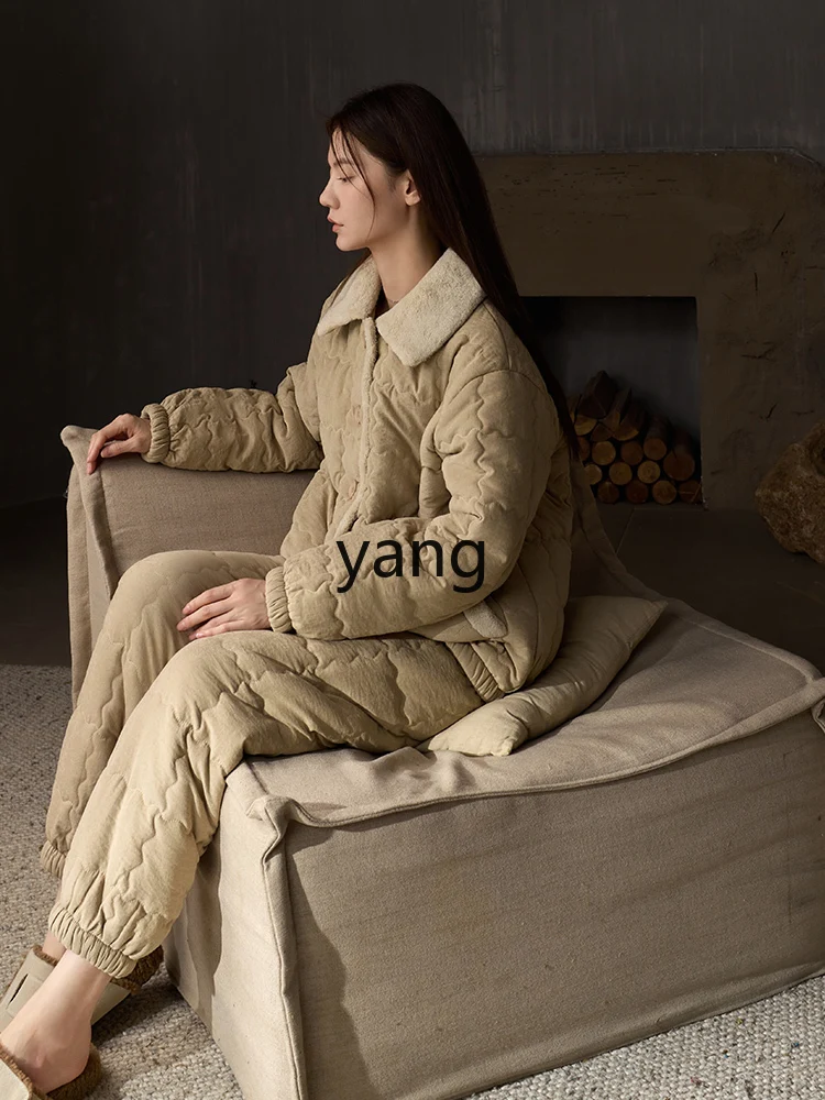 LMM pajamas women's autumn and winter coral fleece piled and thickened long-sleeved set with three layers of cotton.