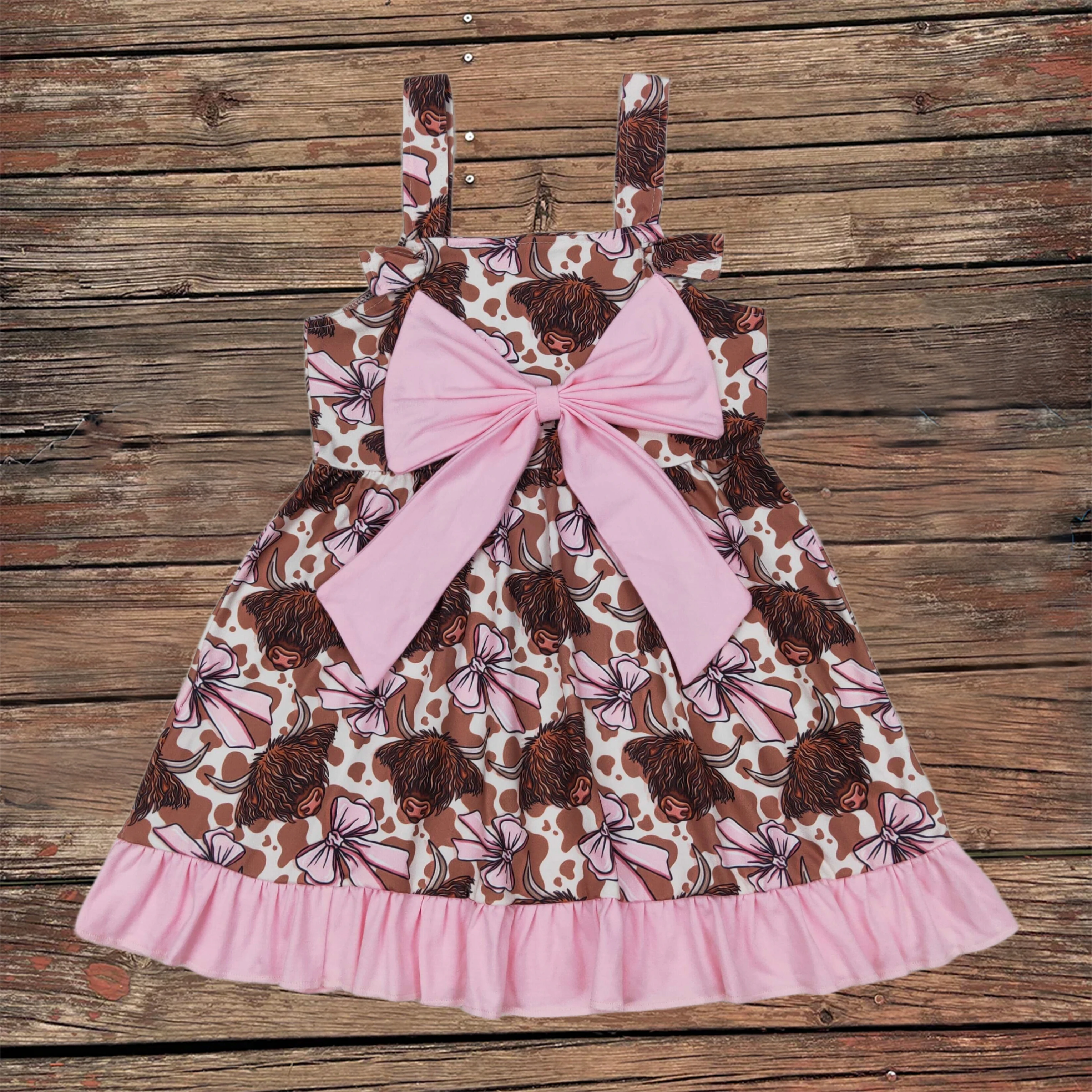 

Wholesale Toddler Western Clothes Baby Girl Knee Length Dresses Kids Highland Cow Bow Children Straps Sleeveless Ruffle Clothing