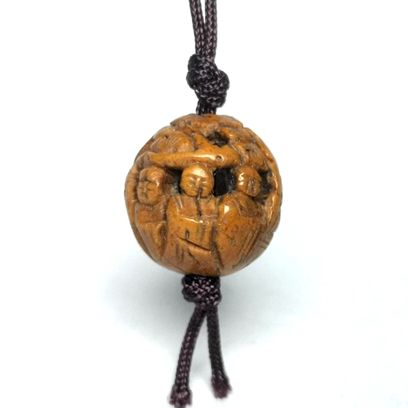 YIZHU CULTUER ART Diameter 16 mm Peach pit Hand Carved China Traditional Ball Lantern Statue Figure Pendant Gift